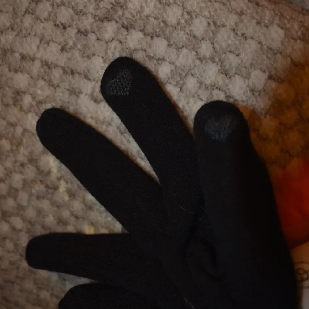 Evelyne Prelonge France Parisian Black Orange Pom Pom Gloves NWT